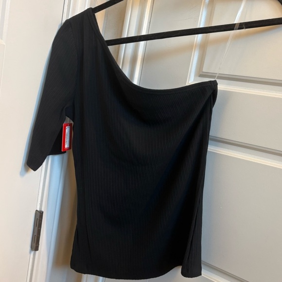 Spanx NWT Ribbed Black One-Shoulder Top Size XS - Picture 5 of 6